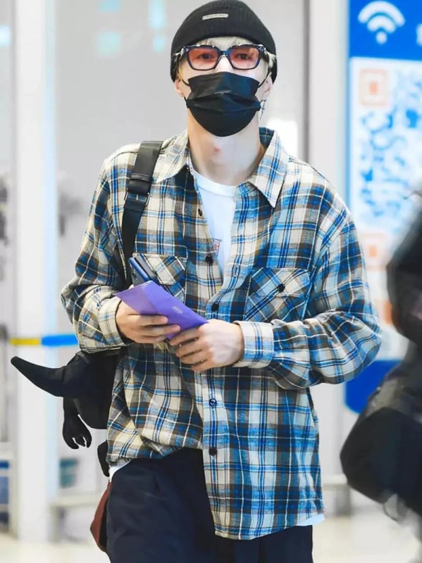 Särk ruudustiku mustriga, 100% puuvill, lappkaelaga, pikad varrukad, vaba lõige