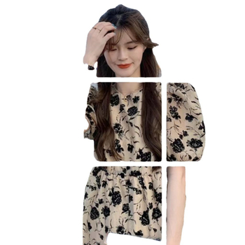 Rochie cu model floral, mâneci bufante, decolteu rotund, lungime medie