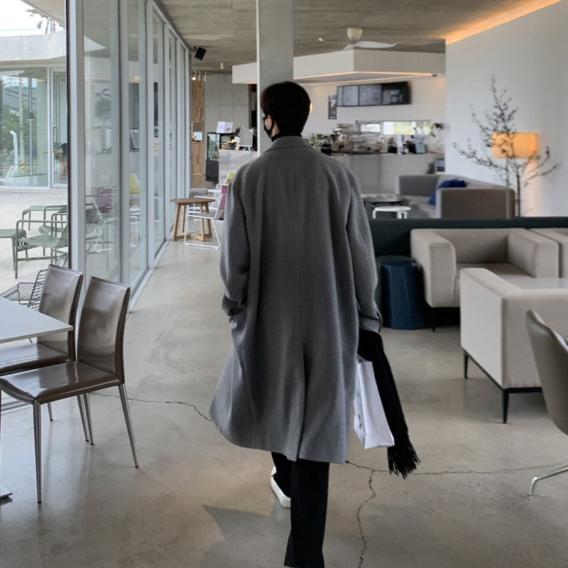 Kórejský štýl, voľný strih, hrubý vlnený kabát, jednoradové zapínanie, golier typu saka, 90% polyester