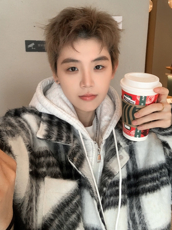 Meeste villane ruuduline jope, paksendatud talvine mudel, Hongkongi stiil, lapel-kaelus, tõmblukk, kapuutsita, külgmised taskud, vooder 100% polüester