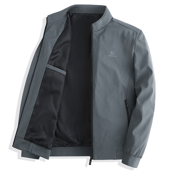 Jachetă cu guler înalt, fermoar frontal, croi normal, exterior 100% poliester, căptușeală poliester