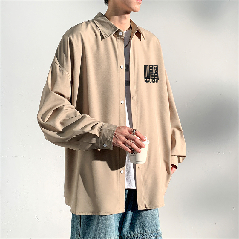 Särk lapelskaelusega, pikkade varrukatega, tähemärkide muster, polüestri kiud, vaba lõige