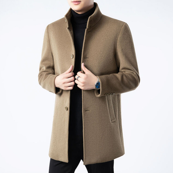 Pánsky vlnený kabát strednej dĺžky, stojatý golier, jednoradové zapínanie, podšívka z polyesteru, podiel vlny 51-70%