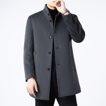 Pánsky vlnený kabát strednej dĺžky, stojatý golier, jednoradové zapínanie, podšívka z polyesteru, podiel vlny 51-70%
