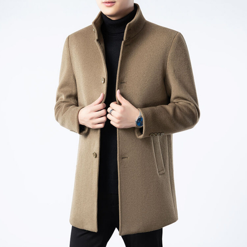 Pánsky vlnený kabát strednej dĺžky, stojatý golier, jednoradové zapínanie, podšívka z polyesteru, podiel vlny 51-70%