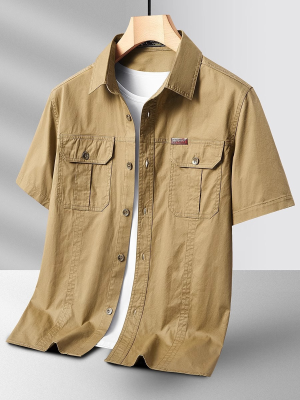 Férfi rövid ujjú ing-dzseki, több zsebbel, poliészter, gyűrődésálló, laza szabás, nyár 2025