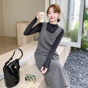 White Crane täppidega villane kleit, Korea versioon, keskmise pikkusega, varrukateta, rippkaelaga, kevad 2025