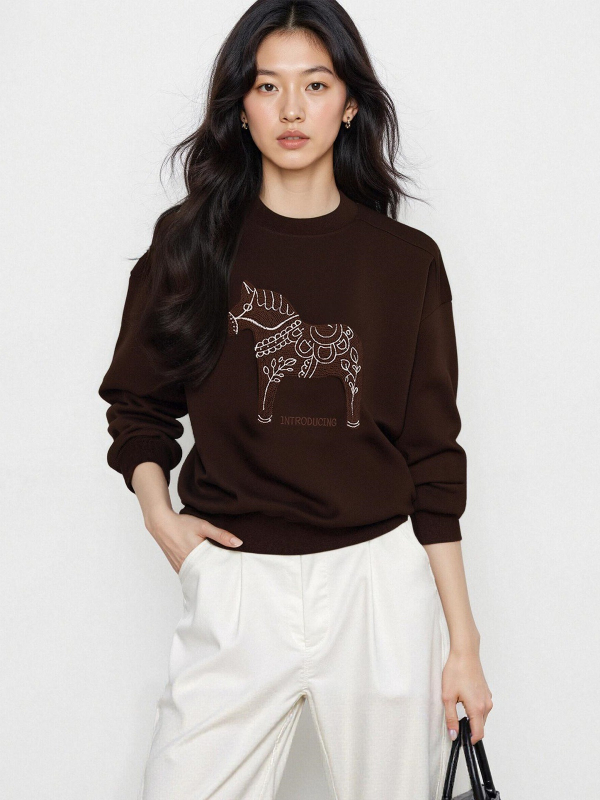 Γυναικείο φούτερ με στρογγυλή λαιμόκοψη, χαλαρή γραμμή, μακριά μανίκια, κανονικό μήκος, με μικρό κέντημα αλόγου