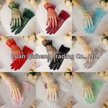 Svadobné rukavice s okrajom v tvare lotosového listu zo sieťoviny; krátky minimalistický štýl; materiál Swiss Net; pohlavie: ženy; sezóna: všetky ročné obdobia; uvedenie: jar 2025.