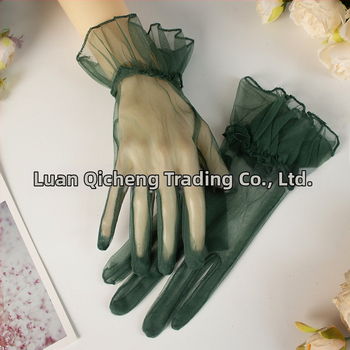 Svadobné rukavice s okrajom v tvare lotosového listu zo sieťoviny; krátky minimalistický štýl; materiál Swiss Net; pohlavie: ženy; sezóna: všetky ročné obdobia; uvedenie: jar 2025.