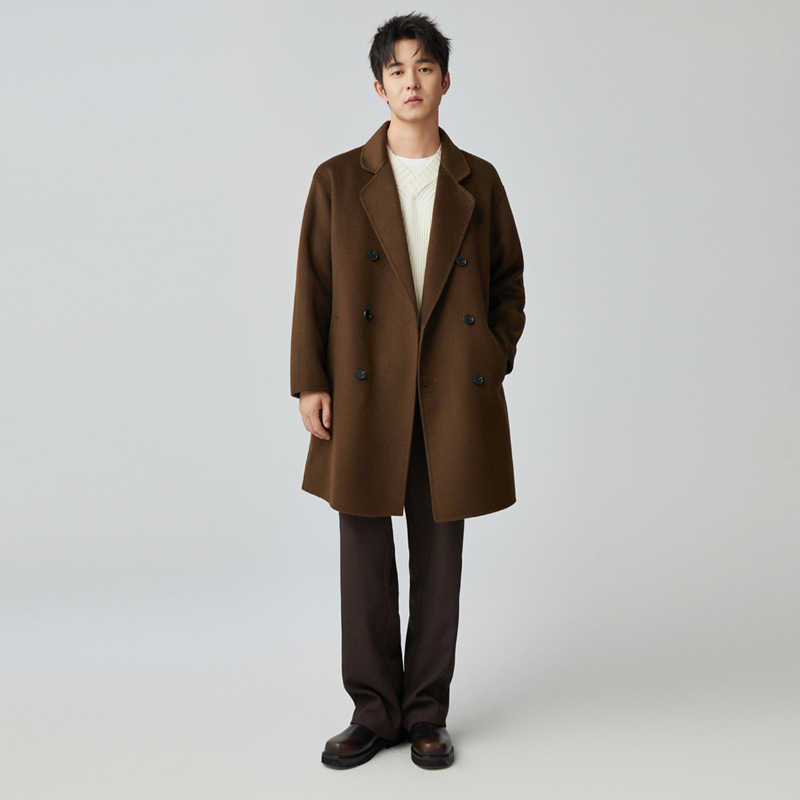 Pánske srsť z čistej vlny, stredná dĺžka, dvojradové zapínanie, obojstranný, klopový golier, vlna >95%