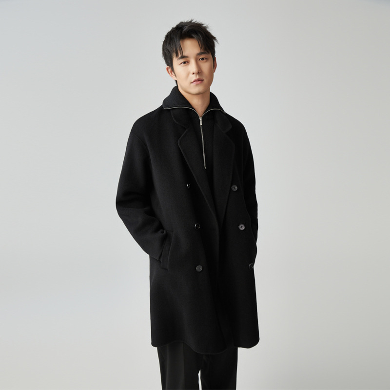 Pánske srsť z čistej vlny, stredná dĺžka, dvojradové zapínanie, obojstranný, klopový golier, vlna >95%