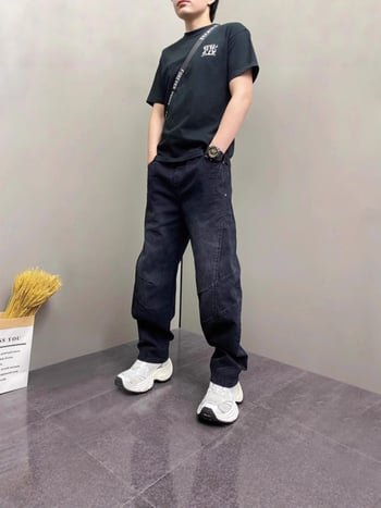 Traperice u retro stilu, ravne nogavice, srednji pojas, zatvaranje šnuralom, oprani denim s poliesterom ≤30%