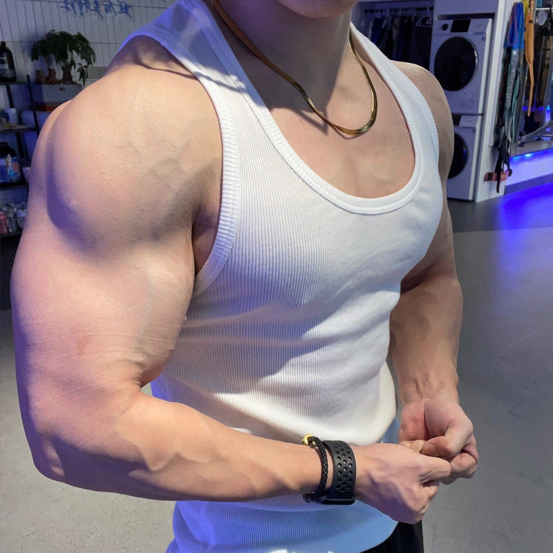 Tank top s prugama, slobodan kroj, bez rukava, poliester 95% tkanina