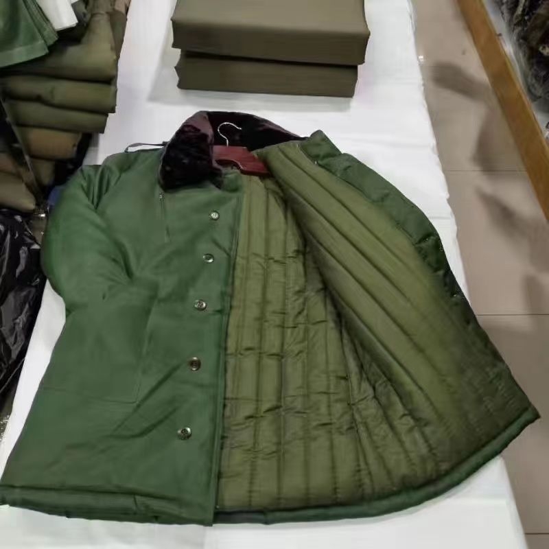 Dlhý kabát, kórejská verzia, voľný strih, corduroy látka, hlavná tkanina: ľan, obsah < 10%