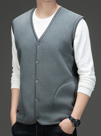 Pánska flisová vesta s fleecovou podšívkou, V-krk, voľný strih, štýl kardigán, viac vreciek