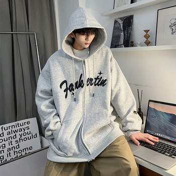 Ανδρική ζακέτα με κουκούλα και εκτύπωση, χαλαρή εφαρμογή, πολυεστέρα 91–95%, φλις επένδυση, φερμουάρ