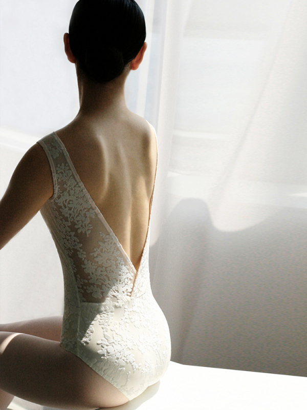 Salopetă de balet cu model floral, material din amestec de nylon și căptușeală din poliester, pentru dansatoare adulte