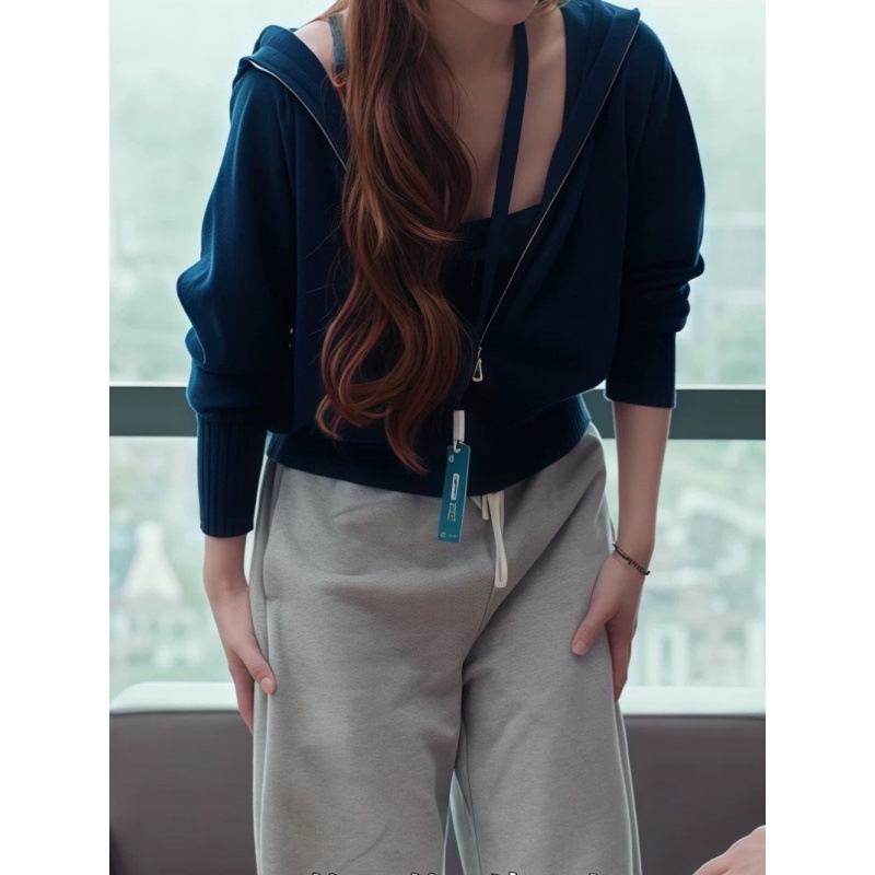 Cardigan s kapuljom od pletenine, 3D uzorak, slim fit, akrilni blend s imitacijom ovčje vune (30-50% akrila), prednji zatvarač