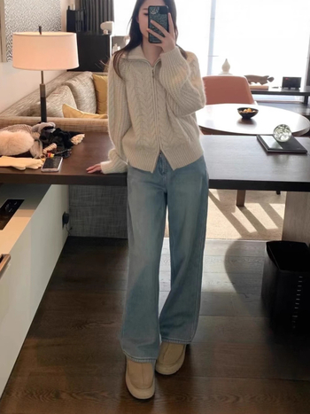 Cardigan z kašmíru a vlny, voľný strih, vysoký golier, zips na prednom diele, lampionové rukávy (kašmír 30–50%, vlna 50–70%)