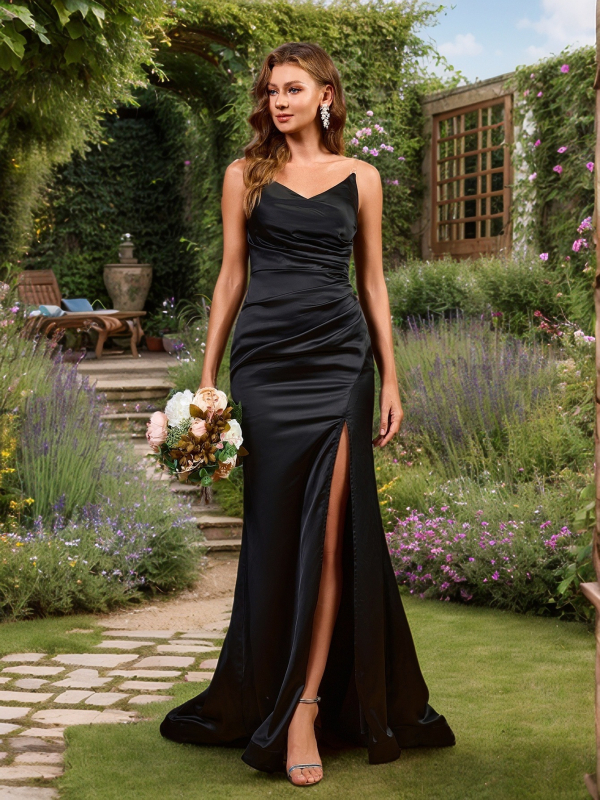 Večerné šaty z elastického saténu, hlboký V výstrih, bez rukávov, veľmi dlhé s malým vlečkom