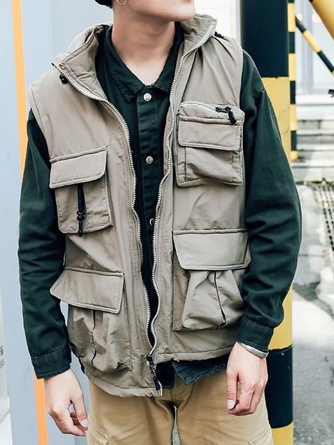 Mužská vesta s kapucňou, flísovou podšívkou a bavlnenou výplňou, s viacerými vreckami, street štýl, voľný strih
