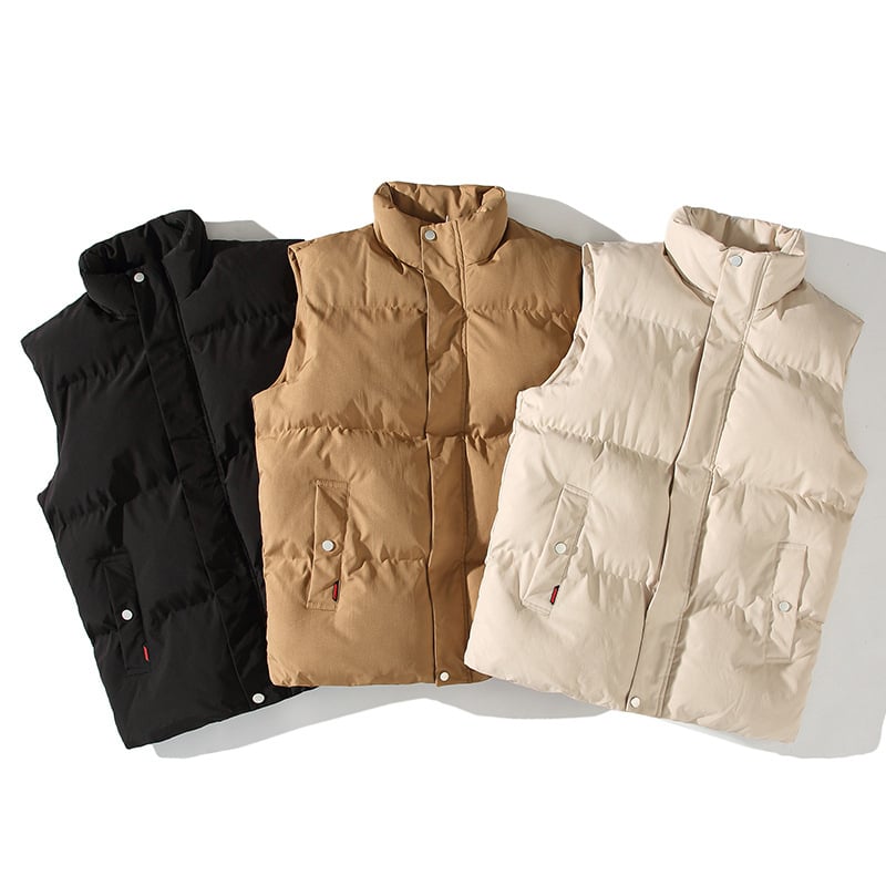 Pánska vesta s flísovou výplňou, stojací golier, predný zips, bez kapucne, bočné vrecká