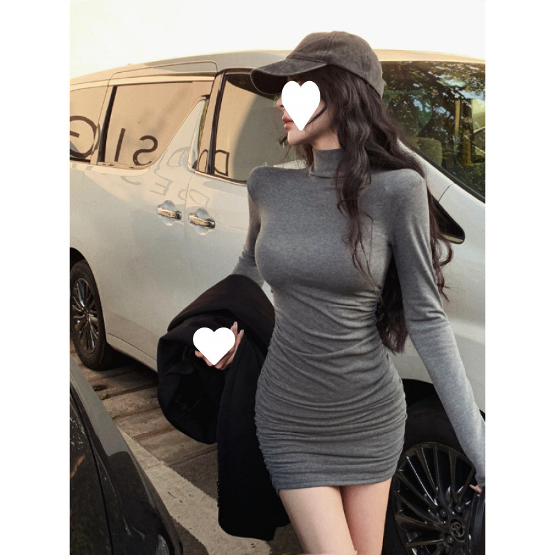 Bodycon haljina s visokim ovratnikom, dugi rukavi, poliester, kratka suknja