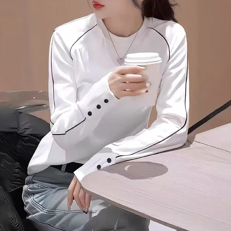 Hosszú ujjú T-shirt kerek nyakkal, viszkóz alapanyag, hímzés, egyszínű kivitel