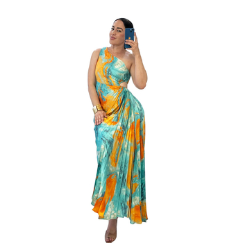 Rochie cu imprimeu geometric, guler oblic, fără mâneci, talie înaltă, fustă lungă plisată; material: poliester cu elastan