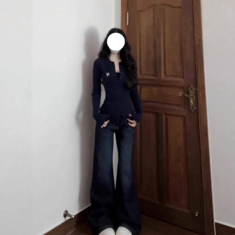 Πολυεστέρας μακρυμάνικη μπλούζα T με κέντημα γεωμετρικού patchwork, στενή γραμμή, μπροστά κουμπιά σε ημι-ανοικτή διάταξη, στρογγυλός λαιμός, βασικό τοπ στρώσης