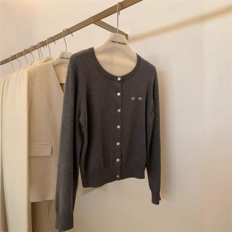 Cardigan tricotat cu broderie, nylon cu fibre de celuloză regenerată, guler rotund, mâneci lungi, stil casual japonez-coreean