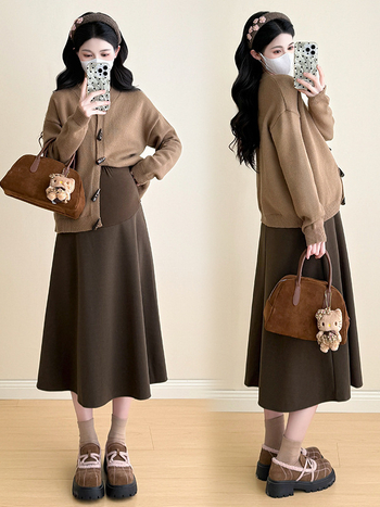 Tehotenský kostým s midi sukňou, dlhé rukávy, pletený materiál z polyesteru a bavlny (50–70% polyester, do 30% bavlny), jeseň 2025, japonsko-kórejský voľný štýl