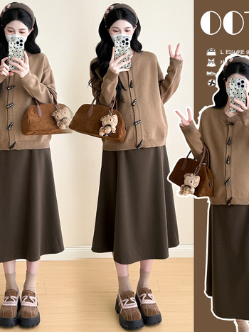 Tehotenský kostým s midi sukňou, dlhé rukávy, pletený materiál z polyesteru a bavlny (50–70% polyester, do 30% bavlny), jeseň 2025, japonsko-kórejský voľný štýl