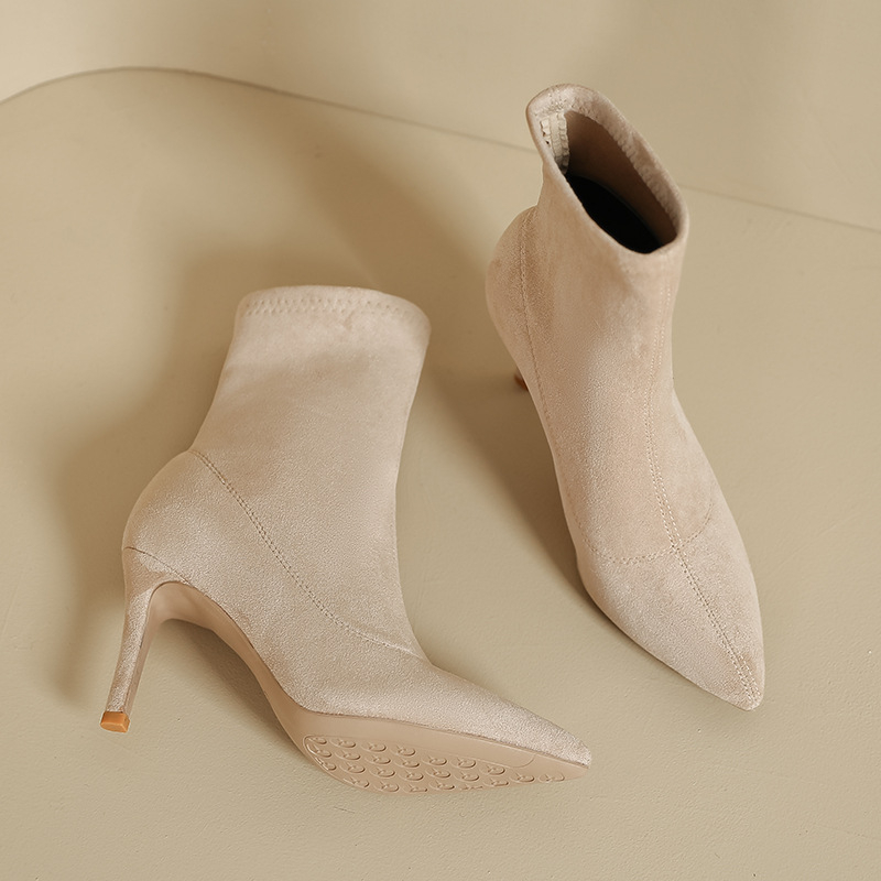 Térd fölötti velúr csizmák, hegyes orral, vékony magas sarkú 6–8 cm, szőrme belső bélés, Pull-On