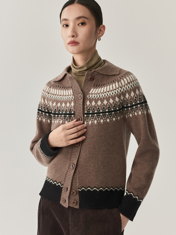 Dámsky cardigan zo zmesi vlneného a bavlneného materiálu (obsah bavlny 95%+) | stredná dĺžka 65–80 cm | okrúhly výstrih | dlhé rukávy | elegantný mestský štýl