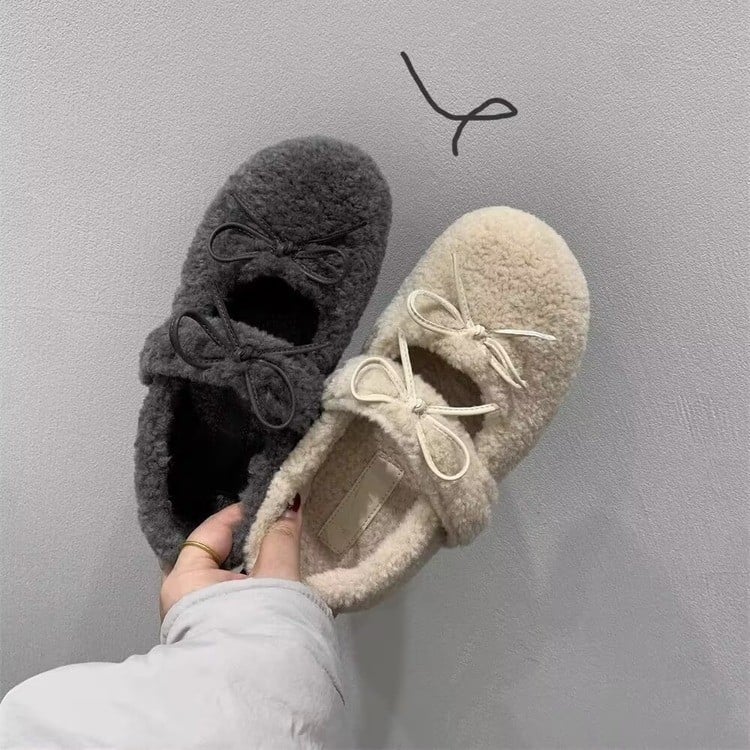 Női Mary Jane papucs velúr felsőrésszel, műszőrme belsővel, slip-on, középmagas sarok 3-5 cm, kompozit talp