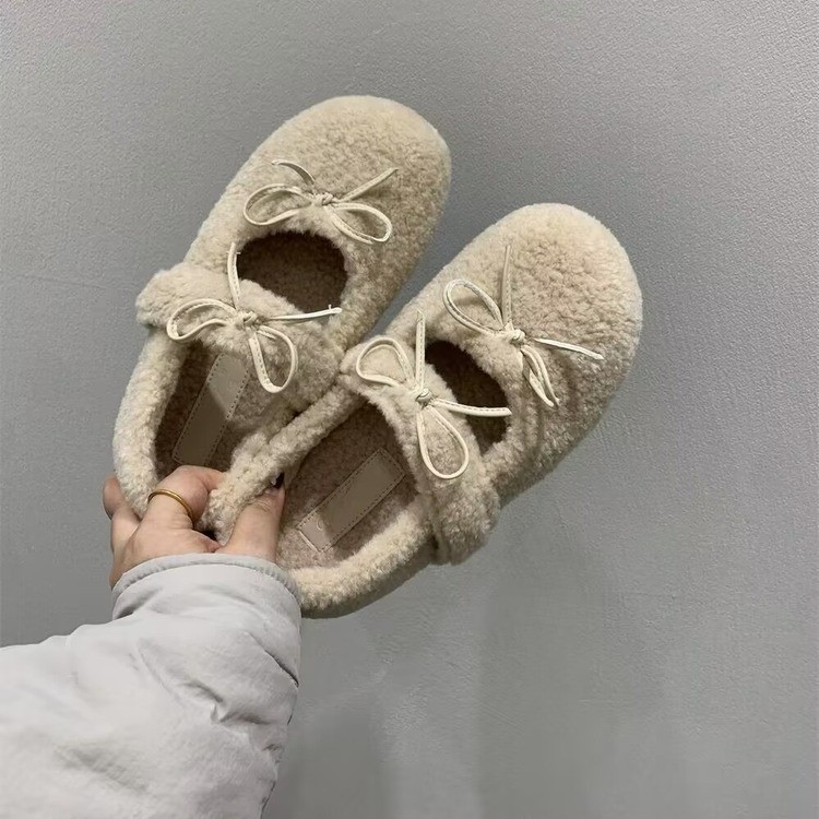 Női Mary Jane papucs velúr felsőrésszel, műszőrme belsővel, slip-on, középmagas sarok 3-5 cm, kompozit talp
