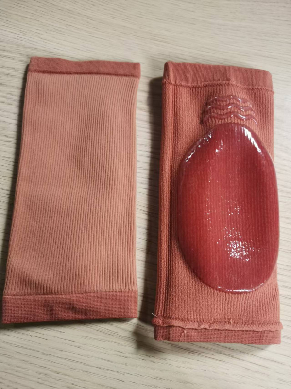 Ponožky na ochranu päty z bavlny a silikónového gélu, celosezónne použitie, Foot product collection.