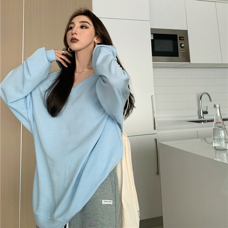 Tricou T-shirt din Milk Silk, guler în V, mâneci lungi, croială lejeră