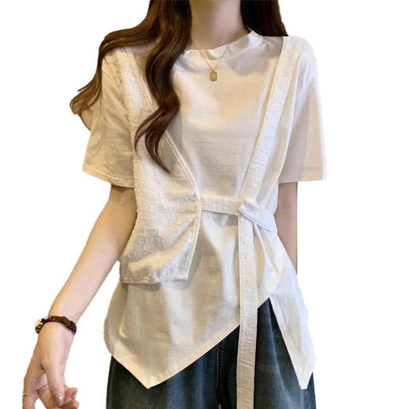 Tricou damă din două părți, cu colaj/îmbinare, guler rotund, mânecă scurtă, lungime medie