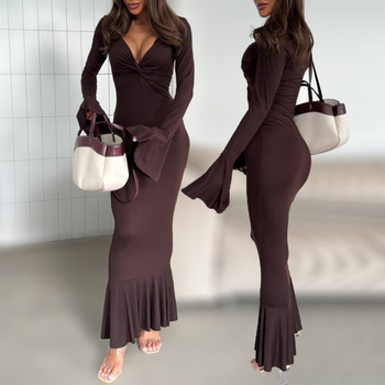 Haljina s V izrezom, rukavi u stilu lotosa, kratka duljina, uski bodycon kroj, poliester s elastanom