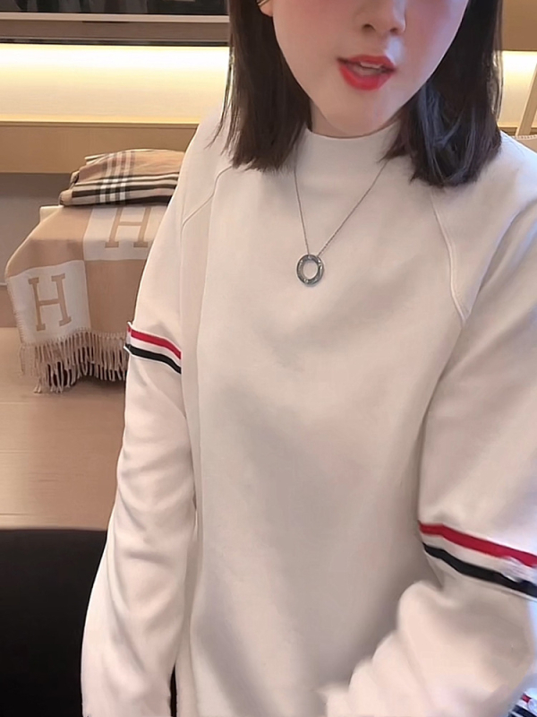 Pamuk majica s dugim rukavima, korejskog casual stila, slobodan kroj, srednje duljine 65-80 cm, okrugli vrat, 90-95% pamuka