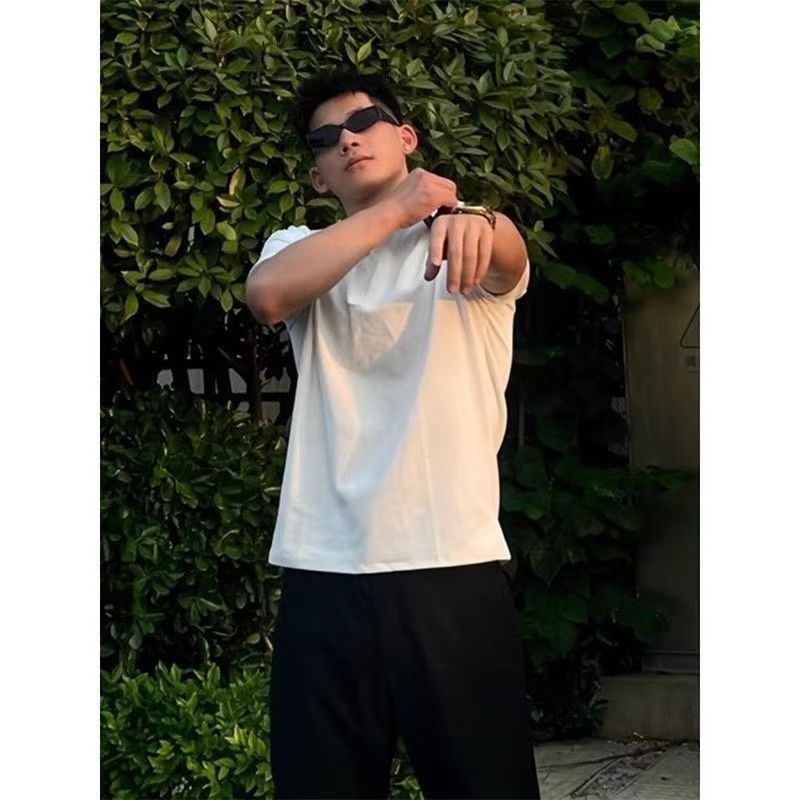 Tricou bărbați cu croială slim, mânecă scurtă, guler rotund, bumbac pieptănat 91–95%