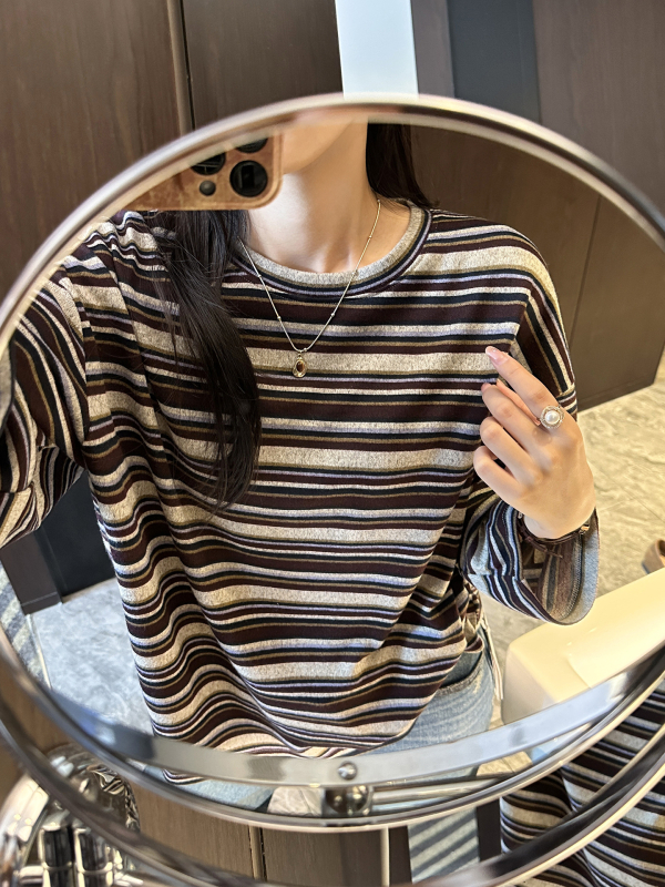 Tricou cu mâneci lungi, dungi, guler rotund, croială lejeră (polyester 95% / spandex 5%, model pe dungi, mâneci lungi, guler rotund, croială lejeră)