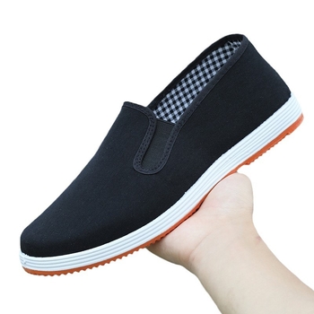 Textilné topánky – zaoblená špička, vrchný materiál bavlna, nízky vrch, zmesová podrážka, textilná stielka