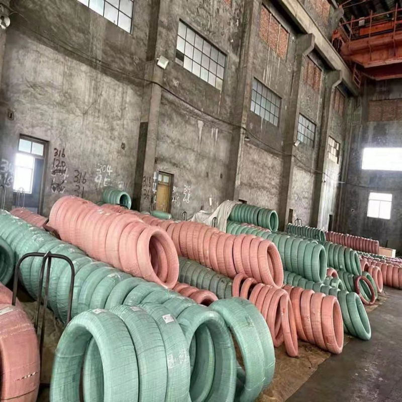 Drôt z nerezovej ocele 304/321, mäkký, vysokoteplotný, No.1 povrch