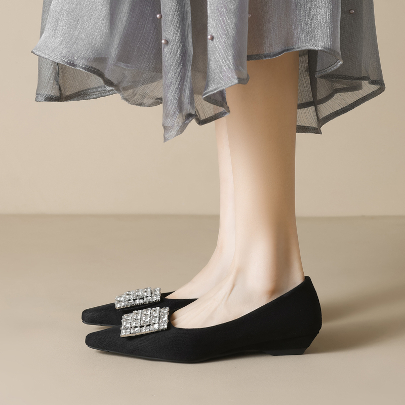 Pantofi wedge pentru femei, vârf ascuțit, suprafață velur, talpă din cauciuc, slip-on