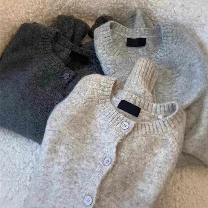 Cardigan tricotat în stil coreean pentru femei, textură pluș teddy bear, gros și confortabil, guler rotund, mâneci raglan, potrivit pentru toamnă-iarnă 2025