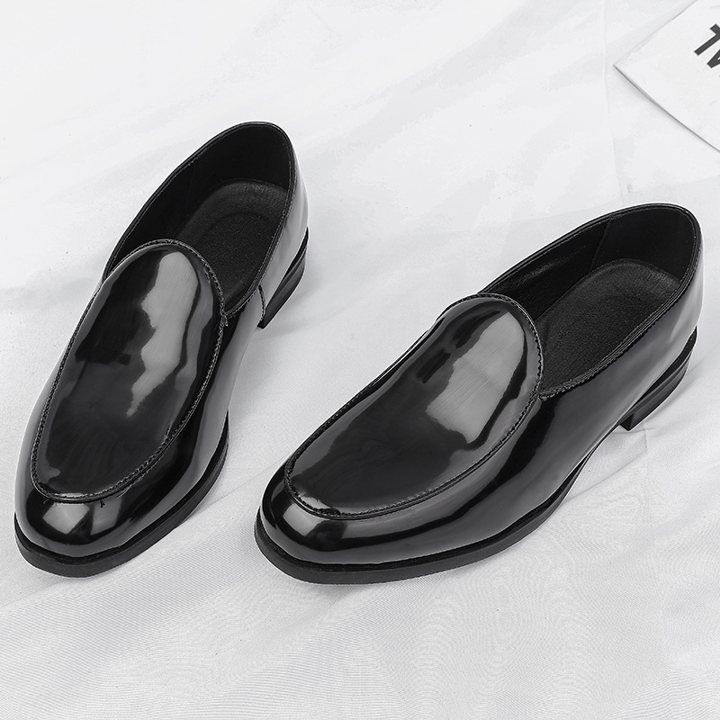 Pánske Casual Slip-On Topánky, Vrchnok Microfiber, Gumová podrážka, Špičatá špička, Nízky podpätok (1–3 cm), Model 55801, Jesenné vydanie 2025